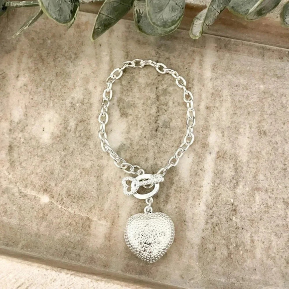 925 Sterling Silver Heart & Key Toggle Bracelet Thick Chunky Link Bracelet - Picture 2 of 6